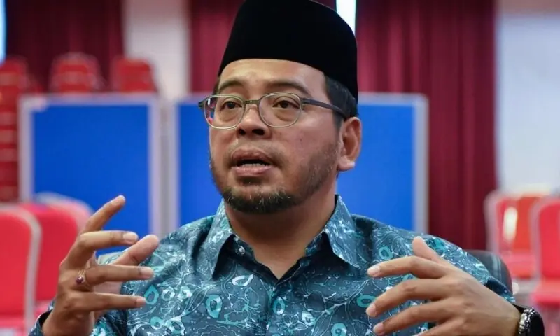 ملائیشین مذہبی امور کے وزیر کے ہم جنس پرستی کے بیان نے شدید تنازع کھڑا کر دیا