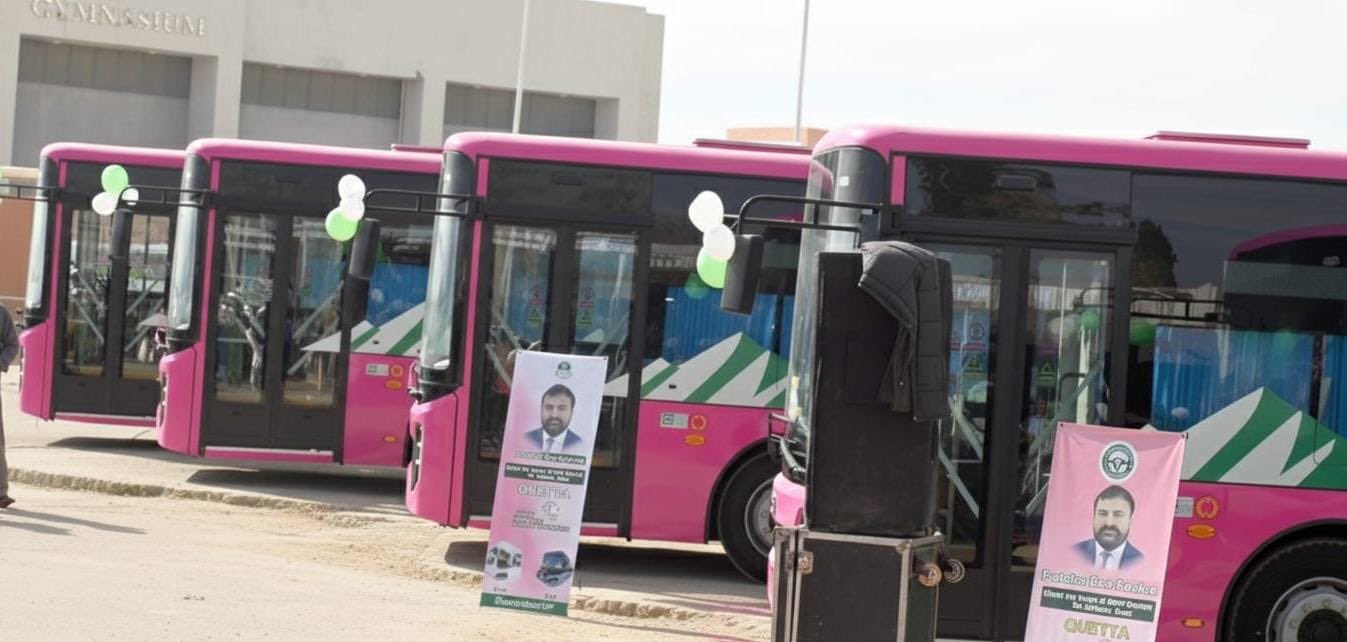 نئے سال پر بلوچستان میں خواتین کے لیے پنک بس سروس کا آغاز
