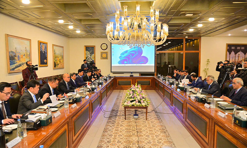 پاکستان اور انڈونیشیا کے درمیان اقتصادی و سرمایہ کاری تعلقات کو مضبوط بنانے پر اتفاق