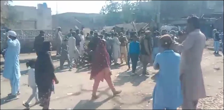  لیاری ایکسپریس وے ری سیٹلمنٹ پروجیکٹ کی سرکاری زمین پر قبضہ مافیا کا حملہ