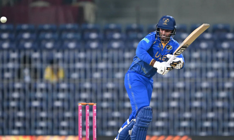 پاکستانی نژادکھلاڑی کوٹیم سے نکالنے پر اماراتی کرکٹ بورڈ کا وضاحتی بیان جاری