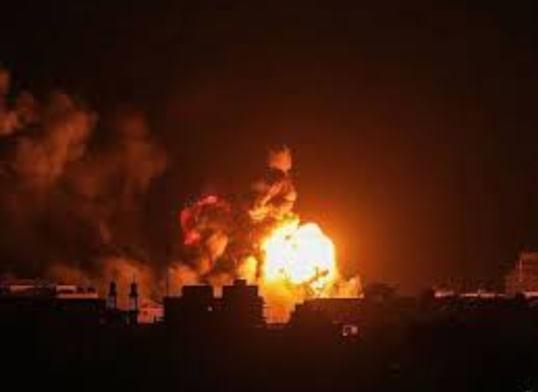 پاکستان نے افغانستان میں دہشتگردوں کے ٹھکانوں پر فضائی حملوں کی ذمہ داری قبول کر لی