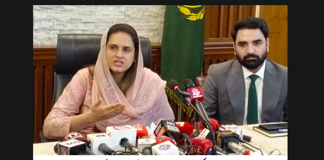 سیالکوٹ،ڈپٹی کمشنر کی زیرقیادت انسدادِ کوڑا کرکٹ مہم کے سلسلے میں آگاہی واک