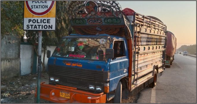 مکلی بائی پاس پر ٹریفک حادثہ، ایک راہگیر جاں بحق