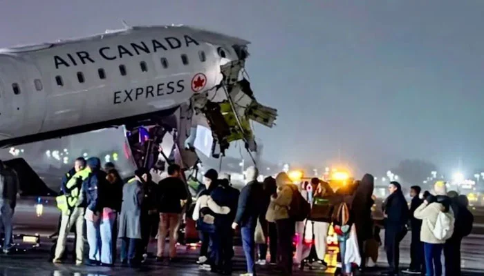 نیویارک میں لینڈنگ کے دوران ایئر کینیڈا کی پرواز حادثے کا شکار،4 افراد زخمی