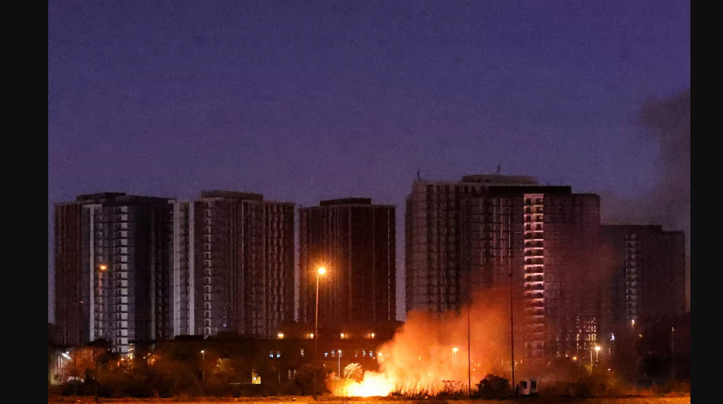 بغداد میں امریکی سفارتخانے پر مسلسل دوسرے روز حملہ