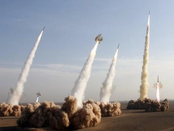 تل ابیب میں ایرانی حملہ، 40 عمارتیں تباہ، 200 سے زائد افراد بے گھر