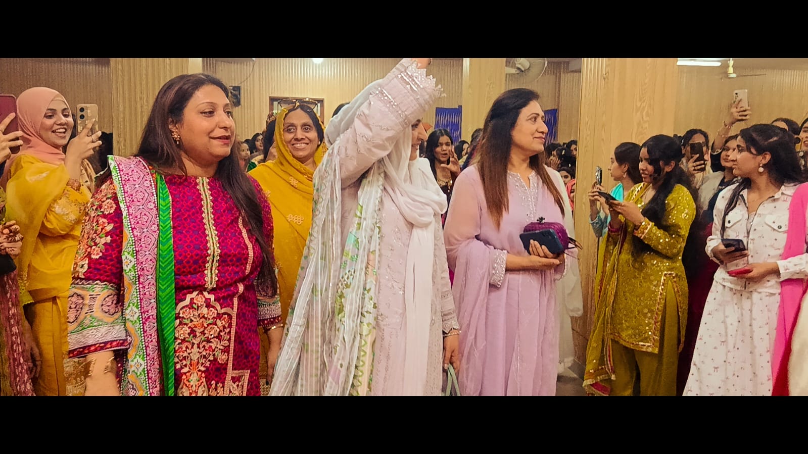 گورنمنٹ گریجویٹ کالج فار وومین اسلام پورہ  میں کلچرل ڈے منایا گیا